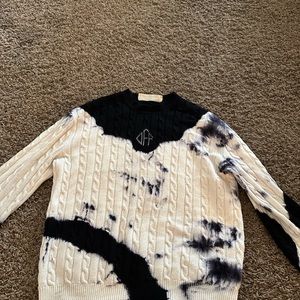Off white sweater